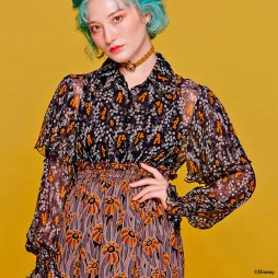 画像ギャラリー No.020のサムネイル画像 / 「ディズニー ツイステッドワンダーランド」のバッグやチョーカーなどをANNA SUIがプロデュース。10月8日から予約受付開始