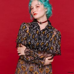 画像ギャラリー No.024のサムネイル画像 / 「ディズニー ツイステッドワンダーランド」のバッグやチョーカーなどをANNA SUIがプロデュース。10月8日から予約受付開始