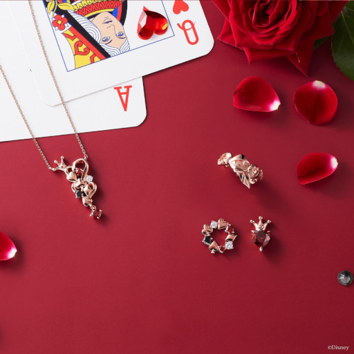 画像ギャラリー No.003のサムネイル画像 / 「ディズニー ツイステッドワンダーランド」のジュエリーコレクションが10月15日より受注受付開始