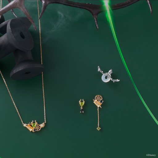 画像ギャラリー No.009のサムネイル画像 / 「ディズニー ツイステッドワンダーランド」のジュエリーコレクションが10月15日より受注受付開始