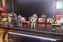 ���������꡼ No.003�Υ���ͥ������ / ��Apex Legends��POP UP STORE����ë�˥����ץ󡣿���å���ե��ȥ��ݥåȤʤɡ��ڤ�������