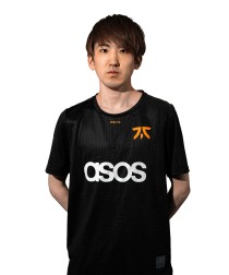 画像ギャラリー No.002のサムネイル画像 / 「週刊プロゲーマーファイル」File.160:MatsuTasu選手【Apex Legends】