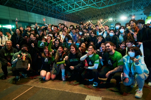 ꡼ No.007 | Υ󥿥ӥ塼ϡApex Legends׳ȯؤ롤5ǯܤޤ͵塼θȺŸ˾