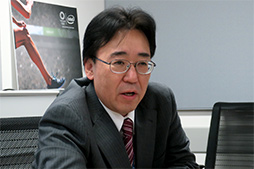 画像ギャラリー No.002のサムネイル画像 / Intelの3次元実装技術「Foveros」で,10nm CPUと次世代GPU,DRAMを1パッケージ上で積み重ねることが可能に