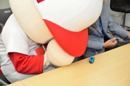 ���������꡼ No.010�Υ���ͥ������ / 4Gamer�˥ѥ�ץ����󤬤�äƤ����� Switch�ǡּ¶��ѥ�ե�ץ����פ�4��������ϥץ쥤�� �����ѥ�ץ����󤬾Ҳ�