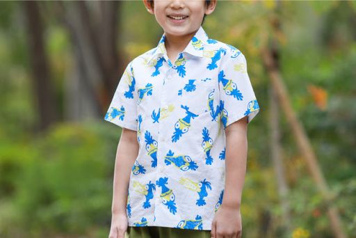 画像ギャラリー No.005のサムネイル画像 / 「ポケモンシャツ」に「劇場版ポケットモンスター ココ」の公開を記念した柄が登場。バンダナの販売も本日開始