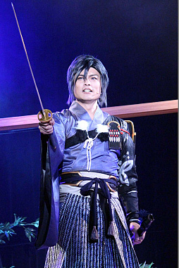 画像ギャラリー No.010のサムネイル画像 / 堕ちた英雄が愛を知り,行き着いた先とは――舞台「イケメン源氏伝 あやかし恋えにし 〜義経ノ章〜」ゲネプロ公演レポート