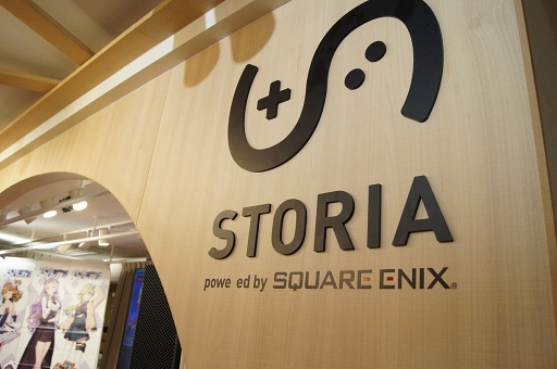 画像ギャラリー No.011のサムネイル画像 / これには歴戦の店長も納得。落ち着いた雰囲気の中で“ザリガニ(下目)”も食べられる「ガール・カフェ・ガン」コラボカフェをレポート