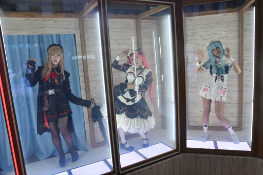 勝利の女神:NIKKE」ブースはリアル10連ガチャが熱かった