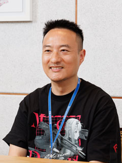 ꡼ No.002Υͥ / Υ󥿥ӥ塼ϹĴΤޤ1ǯޤ־νNIKKEסĥץǥ塼Reed Lu˺άʤɤʹ