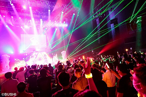 画像ギャラリー No.001のサムネイル画像 / 「D4DJ」Merm4id初の単独DJライブが開催。夜公演のオフィシャルレポートが公開に