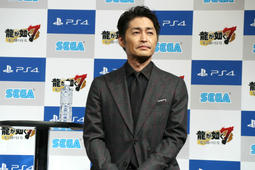 画像ギャラリー No.006のサムネイル画像 / 「龍が如く7 光と闇の行方」完成披露会をレポート。中井貴一さんと堤 真一さんが「大量の台本を一気に読んでしまうほど面白い」と絶賛