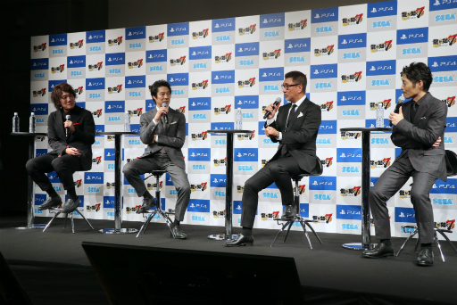 画像ギャラリー No.009のサムネイル画像 / 「龍が如く7 光と闇の行方」完成披露会をレポート。中井貴一さんと堤 真一さんが「大量の台本を一気に読んでしまうほど面白い」と絶賛