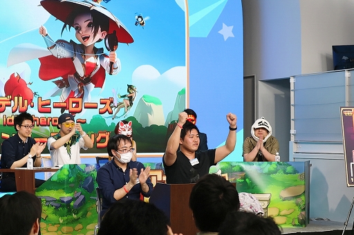 ���������꡼ No.067�Υ���ͥ������ / ��PR�֥ۡ����ǥ롦�ҡ��������ץե���ߡ��ƥ��󥰤����Ƥ��Ϥ���¿�������Ի��÷���褬�ե���Ʊ�ΤοƸ�򹭤��ƿ��᤿