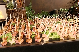 ���������꡼ No.085�Υ���ͥ������ / ��PR�֥ۡ����ǥ롦�ҡ��������ץե���ߡ��ƥ��󥰤����Ƥ��Ϥ���¿�������Ի��÷���褬�ե���Ʊ�ΤοƸ�򹭤��ƿ��᤿