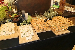 ���������꡼ No.086�Υ���ͥ������ / ��PR�֥ۡ����ǥ롦�ҡ��������ץե���ߡ��ƥ��󥰤����Ƥ��Ϥ���¿�������Ի��÷���褬�ե���Ʊ�ΤοƸ�򹭤��ƿ��᤿