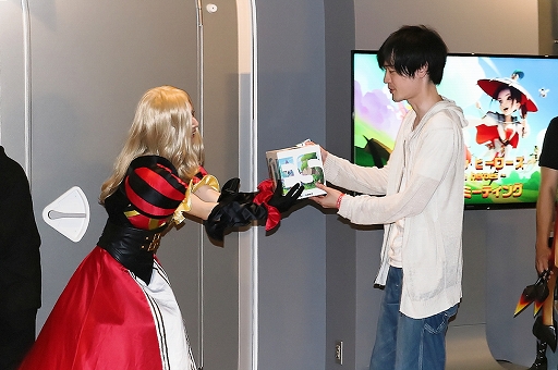 ���������꡼ No.094�Υ���ͥ������ / ��PR�֥ۡ����ǥ롦�ҡ��������ץե���ߡ��ƥ��󥰤����Ƥ��Ϥ���¿�������Ի��÷���褬�ե���Ʊ�ΤοƸ�򹭤��ƿ��᤿