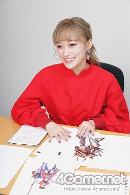 画像ギャラリー No.004のサムネイル画像 / 茜屋日海夏さんのおすすめ筋トレは“●●●”。「戦国BASARA バトルパーティー」,新武将“小松姫”実装直前インタビュー