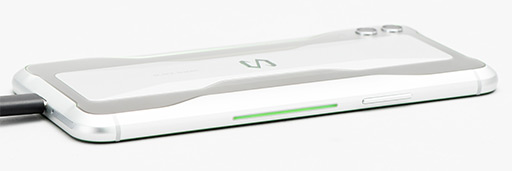 画像ギャラリー No.014のサムネイル画像 / 【PR】「Black Shark 2」はゲーマー向けスマホの新たなスタンダードとなる。高性能SoC+ゲーマー向け特化機能は他にない魅力だ