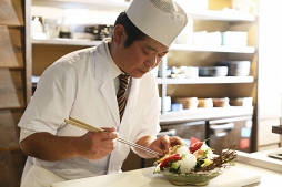 画像ギャラリー No.005のサムネイル画像 / 「北斗の拳 LEGENDS ReVIVE」,北海道酒場「北の家族」とのコラボが10月23日より開催