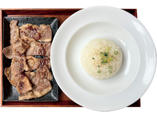 画像ギャラリー No.006のサムネイル画像 / 「北斗の拳 LEGENDS ReVIVE」サービス3周年を記念して,コラボカフェ“世紀末酒場〜デカいバBar〜”をカフェゼノン&ゼノンサカバにて開催