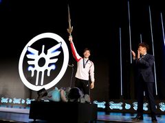 �֥ɥ饴�󥯥����ȥ��������פ��������������ܥե��󥷥����긢��ݡ��ȡ��˻ҥ���ͥ���β�Ǽ��������˥��Ȥη���£�褵�줿