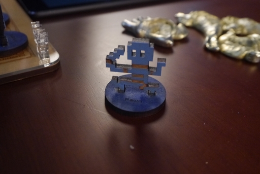 ꡼ No.010Υͥ / [ץ쥤]֥ܥפˡץγѤȱɤ餮ɽ롼뤬ħΥܡɥ