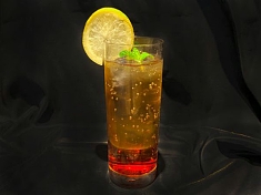 画像ギャラリー No.002のサムネイル画像 / タワレコカフェが「ブラックスター」とコラボを実施。渋谷,名古屋,大阪で5月17日からオリジナルメニュー&グッズを販売