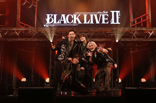 ���������꡼ No.007�Υ���ͥ������ / �֥֥�å������� -Theater Starless-�ס�KT Zepp Yokohama�ǳ��Ť��줿��BLACK LIVE II�ɤΥ饤�֥�ݡ��ȸ���