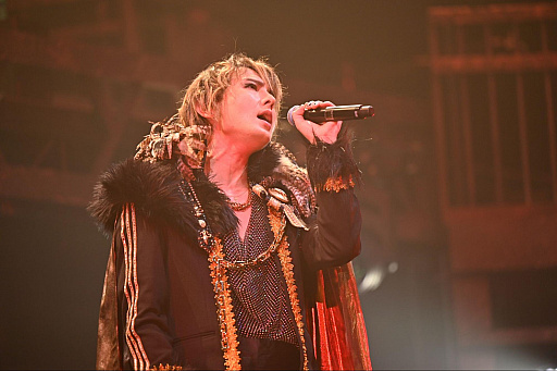 ���������꡼ No.009�Υ���ͥ������ / �֥֥�å������� -Theater Starless-�ס�KT Zepp Yokohama�ǳ��Ť��줿��BLACK LIVE II�ɤΥ饤�֥�ݡ��ȸ���