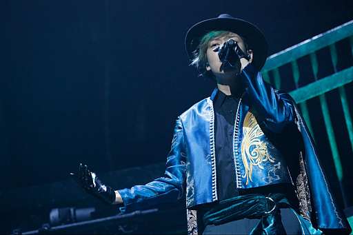 ���������꡼ No.012�Υ���ͥ������ / �֥֥�å������� -Theater Starless-�ס�KT Zepp Yokohama�ǳ��Ť��줿��BLACK LIVE II�ɤΥ饤�֥�ݡ��ȸ���