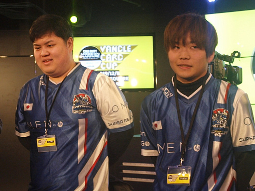 画像ギャラリー No.002のサムネイル画像 / 有名実況者やプロ選手が「CoD モダン・ウォーフェア」でガチバトル! 「バンドルカードカップ」の模様をレポート