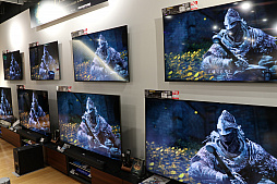 ���������꡼ No.003�Υ���ͥ������ / ��ELDEN RING�פ�ȯ�䵭ǰ���٥�Ȥ����ˡ����ȥ�ľ��Ź�ˤƳ����档��¤ǹԤ��Ƥ���Ÿ���������ͤ��ݡ���