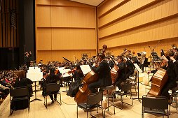 画像ギャラリー No.009のサムネイル画像 / 「FFVIII」「FFXV」「OCTOPATH TRAVELER」「ゼノギアス」の楽曲がオーケストラアレンジで披露された「Symphonic Memories - music from SQUARE ENIX」をレポート