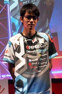 画像ギャラリー No.002のサムネイル画像 / 「週刊プロゲーマーファイル」File.021:レバ選手【ウイイレ】