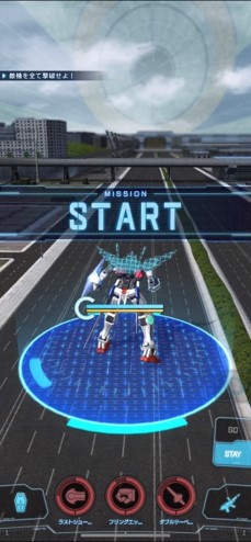 画像(010)ガンプラをモチーフにしたゲーム「ガンダムブレイカー」がスマホアプリ化。今夏の配信に向けて事前登録の受付も開始に