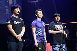 画像ギャラリー No.039のサムネイル画像 / 本日国内サービスが開始された「TEPPEN」のメディア向け発表会の模様をレポート。世界大会のアナウンスやプロゲーマーによる対戦など盛りだくさんの内容に