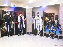 画像ギャラリー No.002のサムネイル画像 / ようこそ,賢者様! まほやく2周年を記念した展覧会「魔法使いの約束展 & 2nd Anniversary Store」フォトレポート