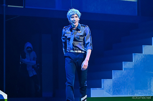 画像ギャラリー No.004のサムネイル画像 / “人見知りな『ヒーロー』”グレイが過去を超え,仲間と絆を深める物語。Action Stage「エリオスライジングヒーローズ」-THE EAST-レポート