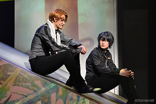 画像ギャラリー No.012のサムネイル画像 / “人見知りな『ヒーロー』”グレイが過去を超え,仲間と絆を深める物語。Action Stage「エリオスライジングヒーローズ」-THE EAST-レポート