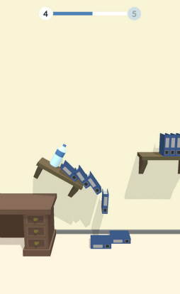 画像ギャラリー No.007のサムネイル画像 / ボトルが部屋で宙を舞う。スマホ向けアクション「Bottle Flip 3D」を紹介する「(ほぼ)日刊スマホゲーム通信」第2071回