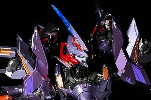 Mecha BREAK」のファルコン合金可動フィギュアが物販コーナーで販売中