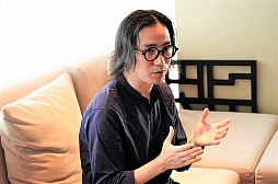 画像ギャラリー No.004のサムネイル画像 / 日本の作品を見て田舎暮らしに憧れた。「小森生活」の開発会社ZORROのCEO兼プロデューサーインタビュー