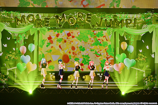 画像ギャラリー No.008のサムネイル画像 / 「プロジェクトセカイ」5周年を記念した3DCGライブをレポート。初音ミクや巡音ルカ,作中に登場する音楽ユニットのメンバーが等身大の姿で歌う!