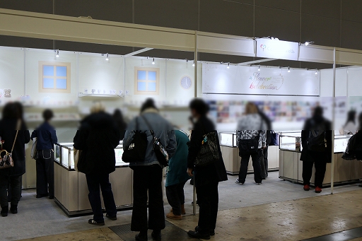 画像ギャラリー No.036のサムネイル画像 / 「プロジェクトセカイ」5周年を記念した3DCGライブをレポート。初音ミクや巡音ルカ,作中に登場する音楽ユニットのメンバーが等身大の姿で歌う!