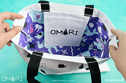 画像ギャラリー No.008のサムネイル画像 / ホラーRPG「OMORI」とコラボしたTシャツやトートバッグ,マグカップ,キーホルダーを販売開始