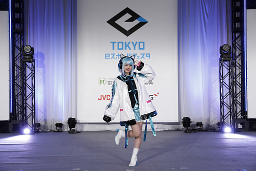 ꡼ No.016Υͥ / eݡĥե2022׳ݡȡ6ܤζϤȤeݡĤΤޤޤʥƥĤ3֤ˤ錄ۿ