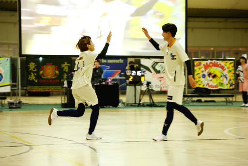 画像ギャラリー No.006のサムネイル画像 / 勝利者インタビューにしたかったです。「フットサルボーイズ!!!!!」デビュー戦“GRハイファイ杯”NIGHT MATCHレポート&独占インタビュー