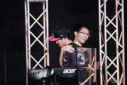 ���������꡼ No.047�Υ���ͥ������ / ���⥪�ե饤������EDION VALORANT CUP�פ��ݡ��ȡ����ܲ��Ԥ�ͥ��������꼡�����ˤꡤ���������ܰ�κ¤˵������Τϡ�