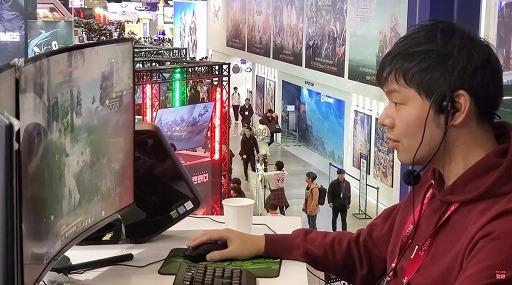 ���������꡼ No.001�Υ���ͥ������ / G-Star�˻��ä������ȥ꡼�ޡ��Ρ֤����դ���פ���˥��󥿥ӥ塼���ֹ�������MOBILE�פ�ư����ۿ����륳�������ޡ��ˤ��Ψľ�ʴ��ۤ�ʹ����